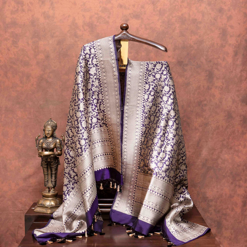 Shikargah's Shahi Sona-Rupa Poshak