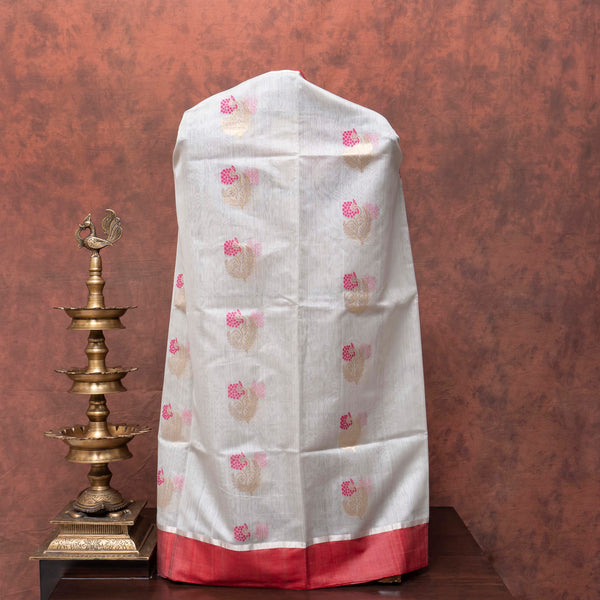 Graceful Kadwa Buta Handloom Chanderi Kurta Set with Linen Stole