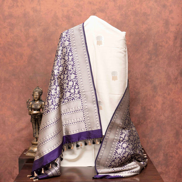 Shikargah's Shahi Sona-Rupa Poshak